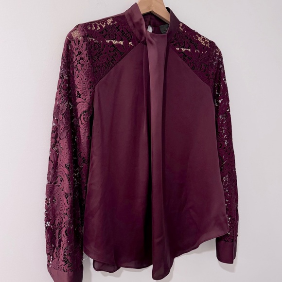 Woman’s Lace Sleeve Mock Neck Plum/Burgundy Blouse Small - Picture 1 of 4